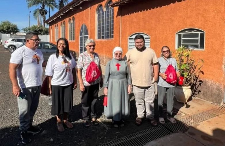 Filhas de S&atilde;o Camilo participam de semana mission&aacute;ria em prepara&ccedil;&atilde;o para ordena&ccedil;&atilde;o sacerdotal