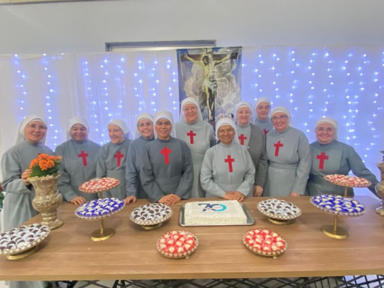 Filhas de S&atilde;o Camilo participam das comemora&ccedil;&otilde;es dos 70 anos do Hospital Dr. C&acirc;ndido Junqueira