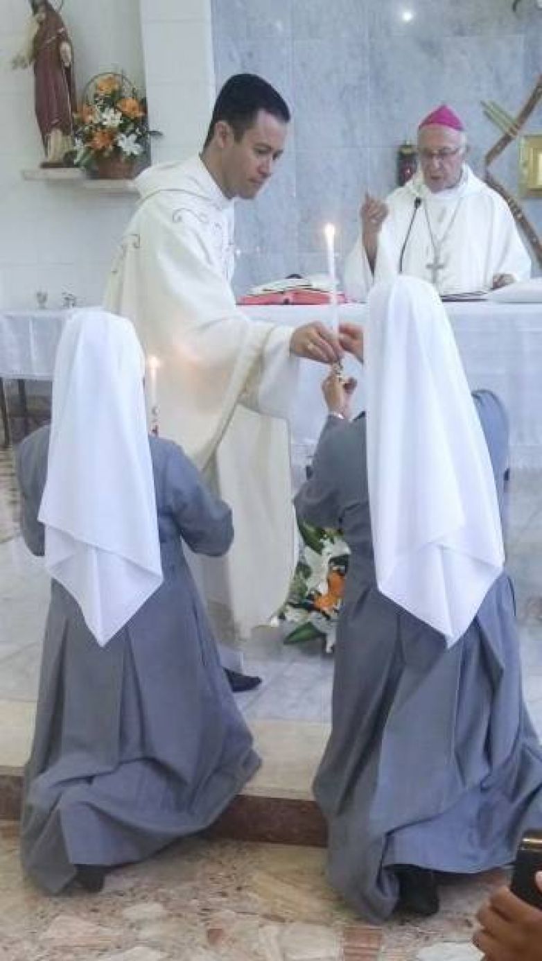 Votos Perp&eacute;tuos das irm&atilde;s Marinalva e Eliene e 60 anos de vida religiosa da ir. Francisca