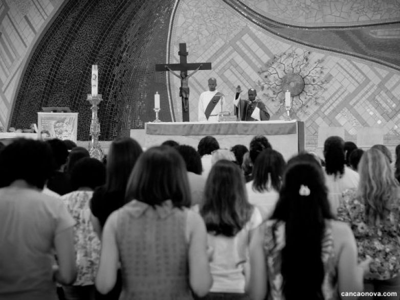 Por que celebrar a Missa de s&eacute;timo dia?