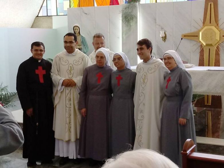 126 anos do Instituto &eacute; comemorado com profiss&atilde;o religiosa e renova&ccedil;&atilde;o de votos